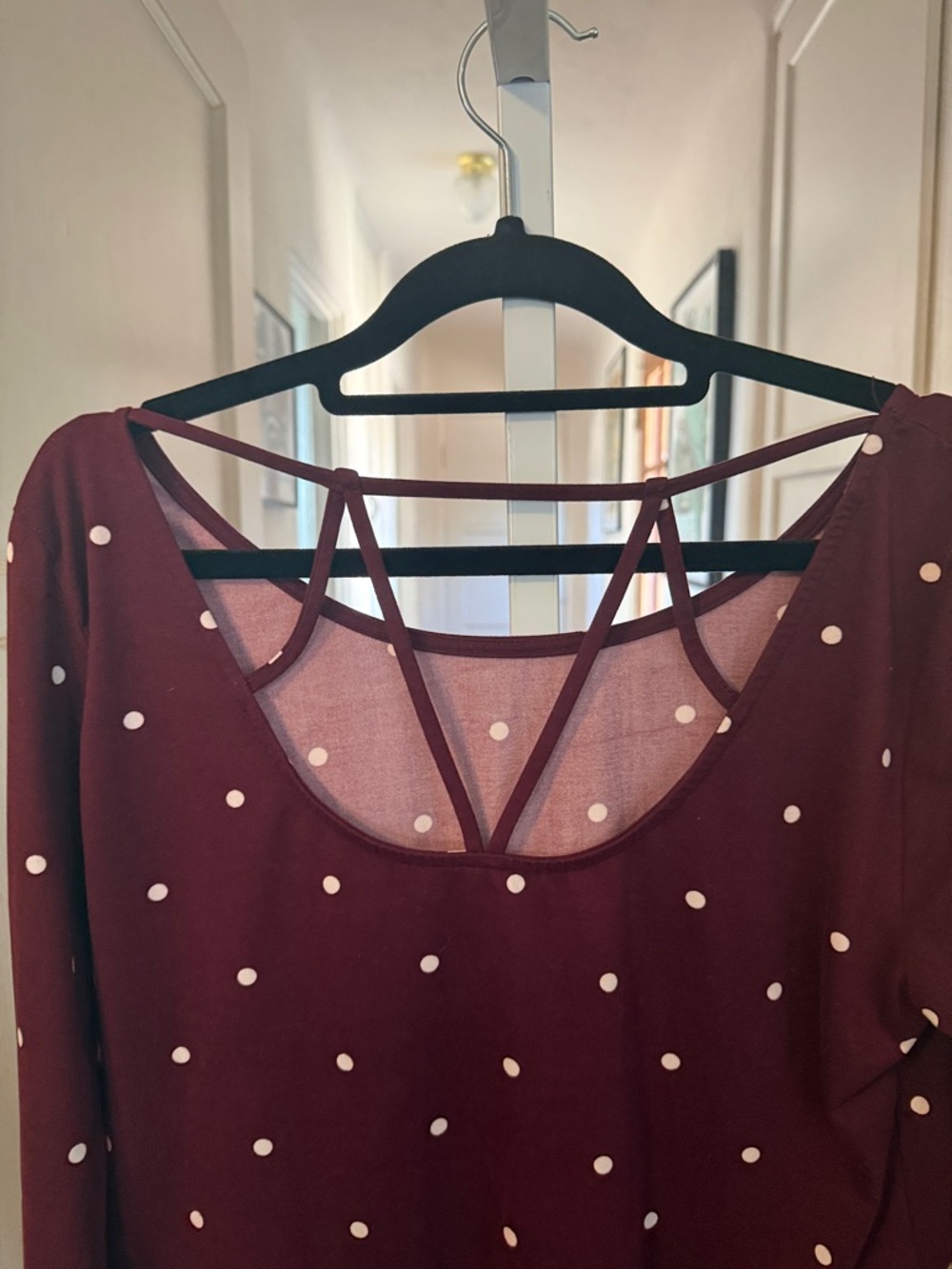 Papermoon Women’s Polka Dot Long-Sleeve Top in Burgundy with open back - Picture 3 of 6